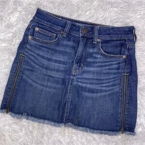 American Eagle Denim High Rise mini skirt zip up sides sz 4